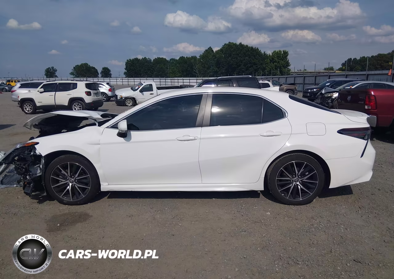 2024 Toyota Camry Se VIN:4T1G11AKXRU193812 - 15