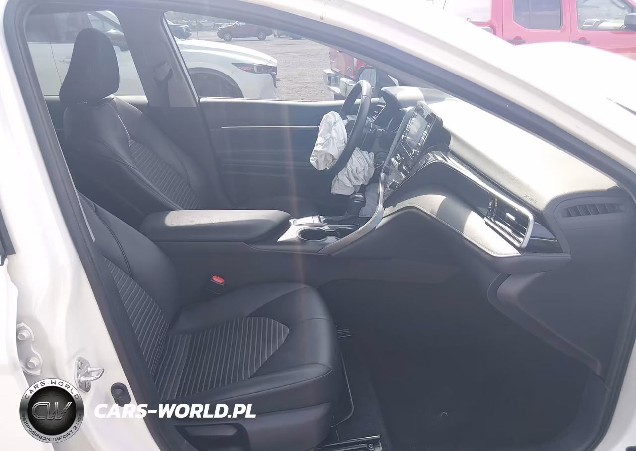 2024 Toyota Camry Se VIN:4T1G11AKXRU193812 - 5