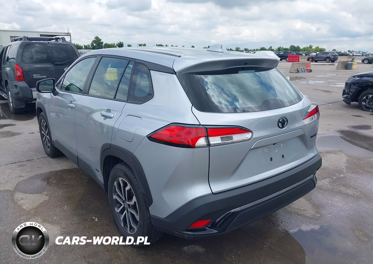 2023 Toyota Corolla Cross Hybrid S VIN:7MUFBABG3PV014329 - 3