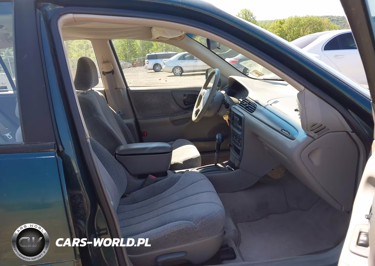 1998 Chevrolet Malibu VIN:1G1ND52T9WY116282 - 5