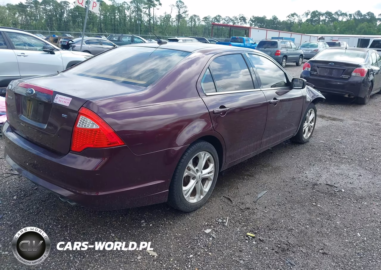 2012 Ford Fusion Se VIN:3FAHP0HA4CR400603 - 4