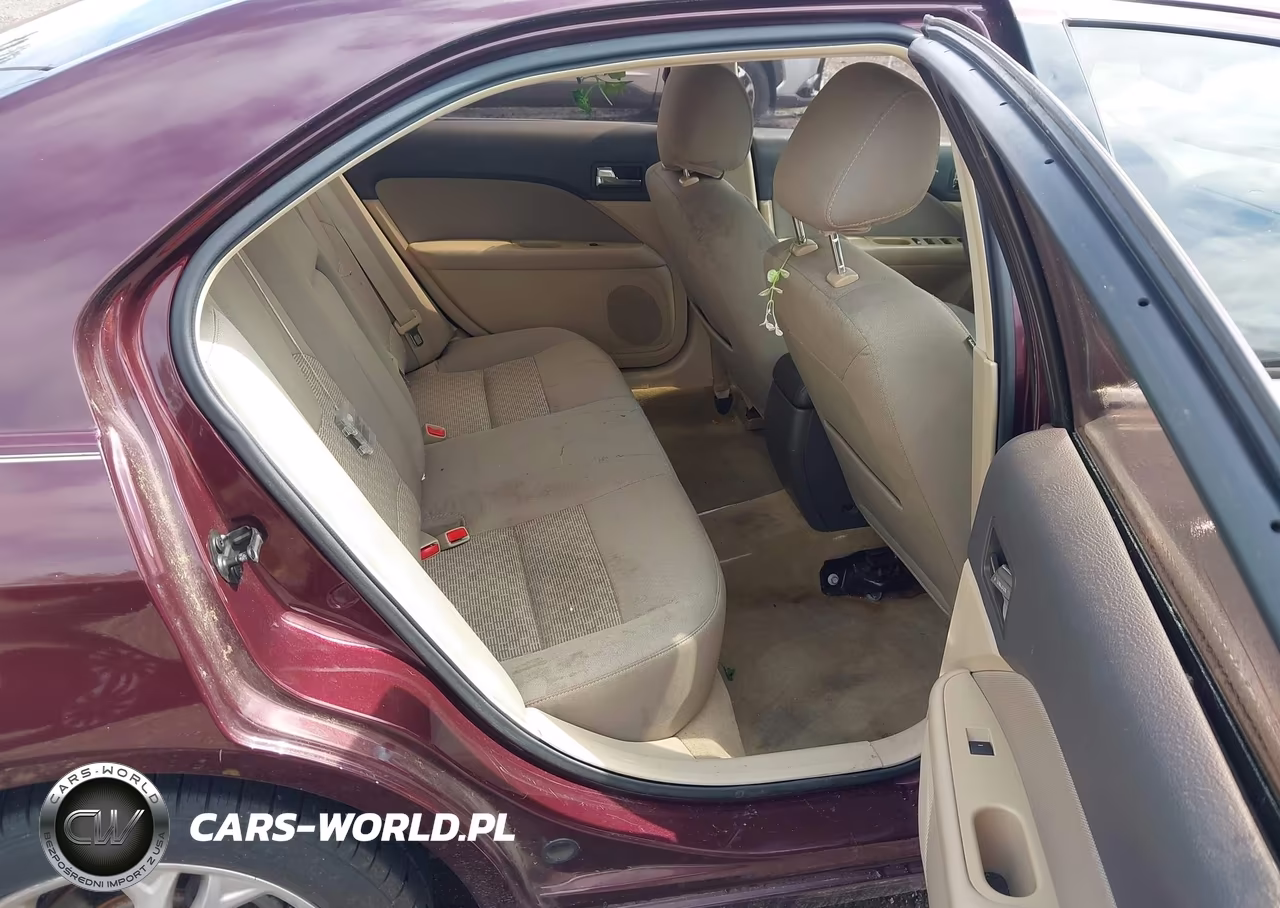 2012 Ford Fusion Se VIN:3FAHP0HA4CR400603 - 8
