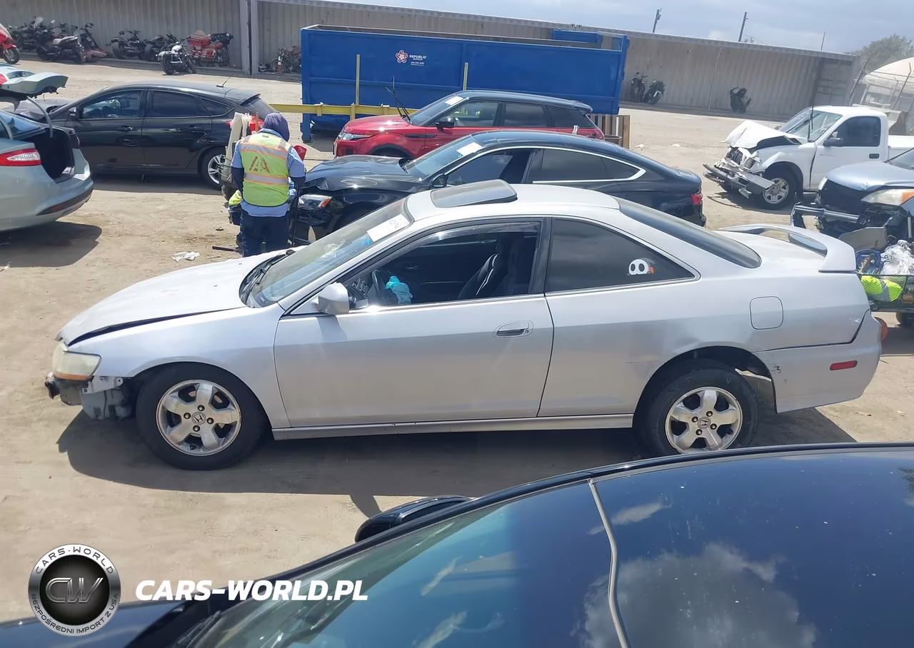 2001 Honda Accord 2.3 Ex VIN:1HGCG32771A031070 - 15