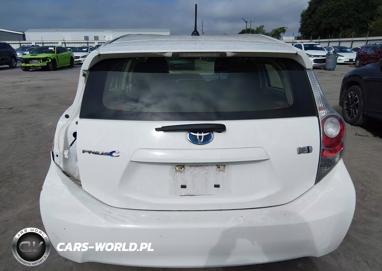 2012 Toyota Prius C Two VIN:JTDKDTB35C1522630 - 18