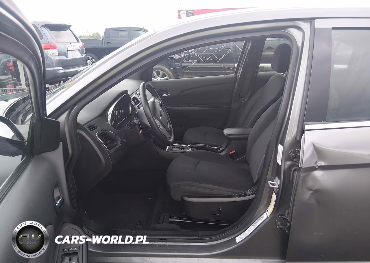 2013 Chrysler 200 Touring VIN:1C3CCBBB2DN584719 - 17