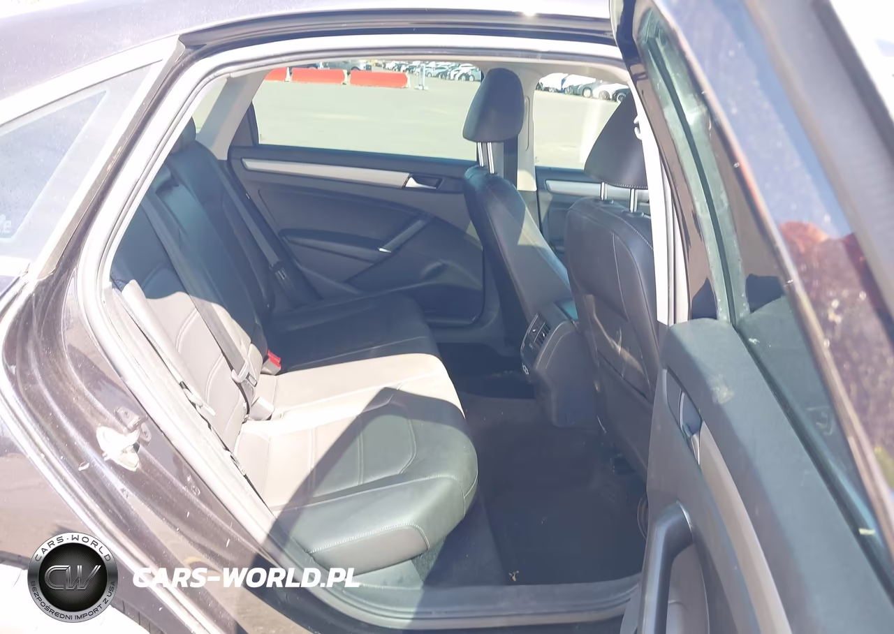 2020 Volkswagen Passat 2.0T Se VIN:1VWWA7A3XLC013363 - 8