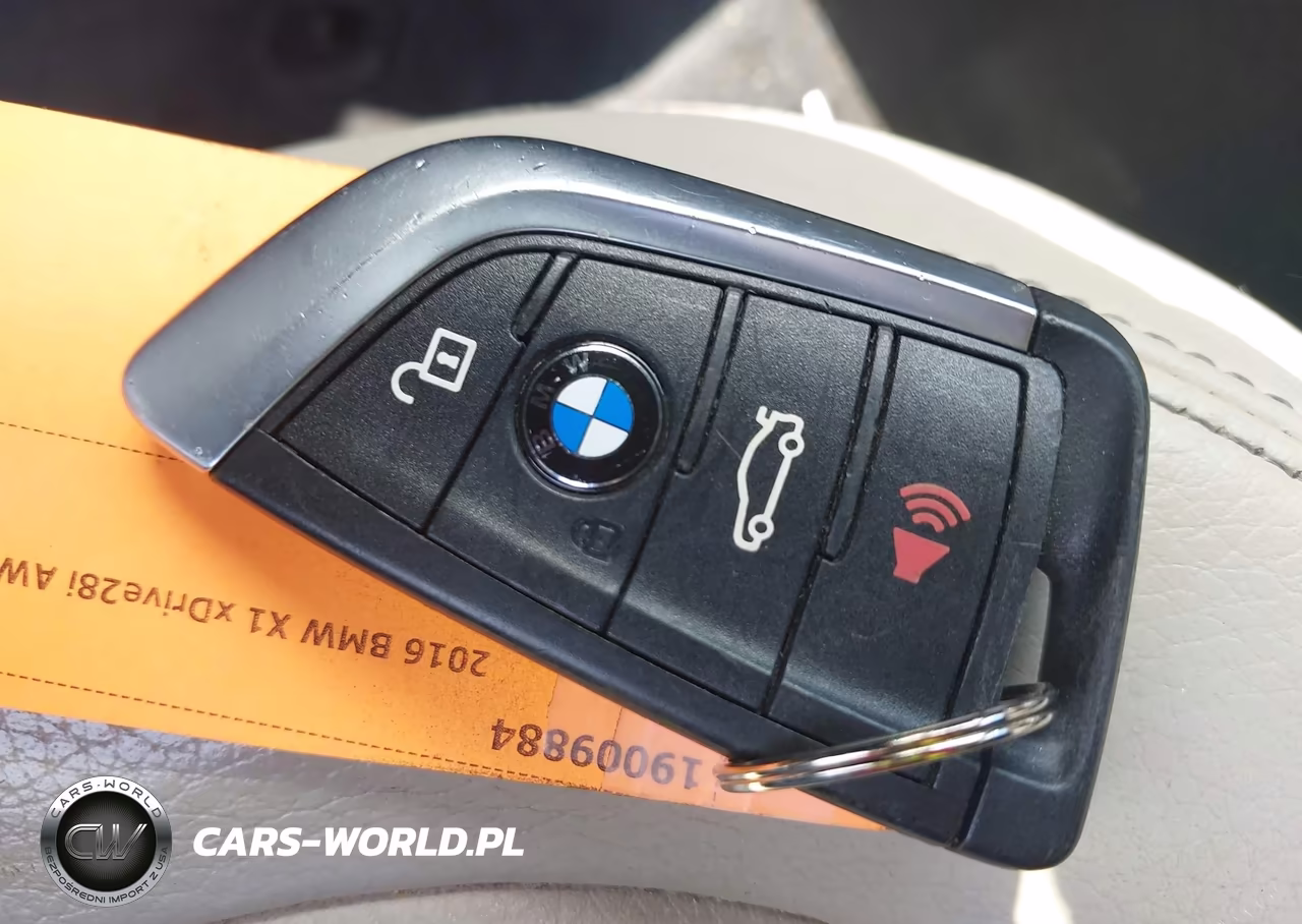 2016 BMW X1 xDrive28I VIN:WBXHT3C30GP883524 - 11
