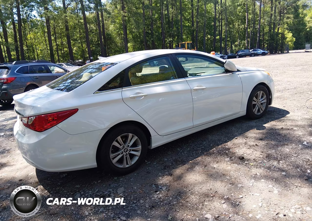 2013 Hyundai Sonata Gls VIN:5NPEB4AC4DH773692 - 4