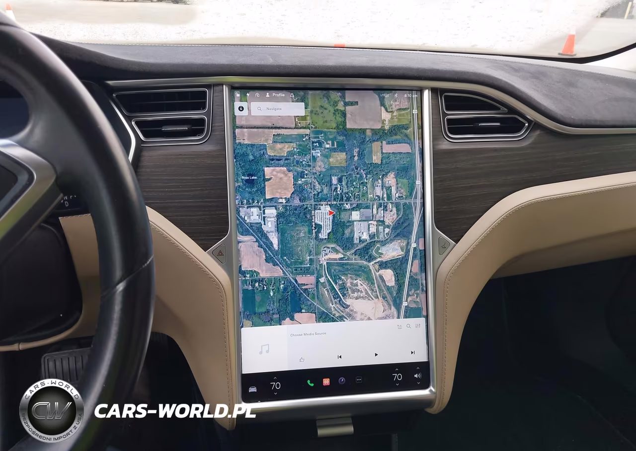 2015 Tesla Model S 70D-85D-P85D VIN:5YJSA1E26FF119607 - 18