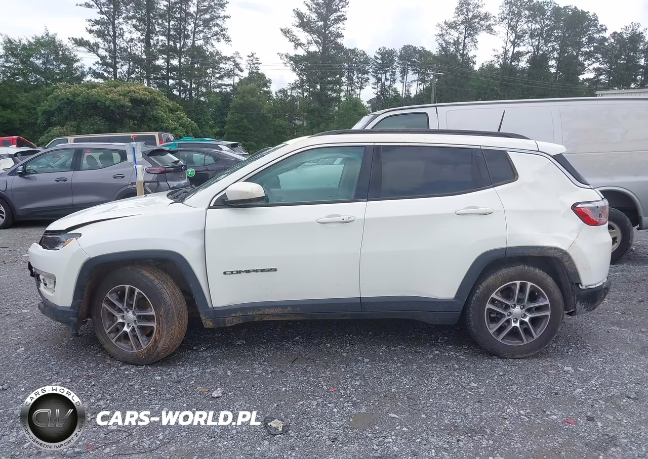 2018 Jeep Compass Sun And Wheel Fwd VIN:3C4NJCBB7JT468850 - 14