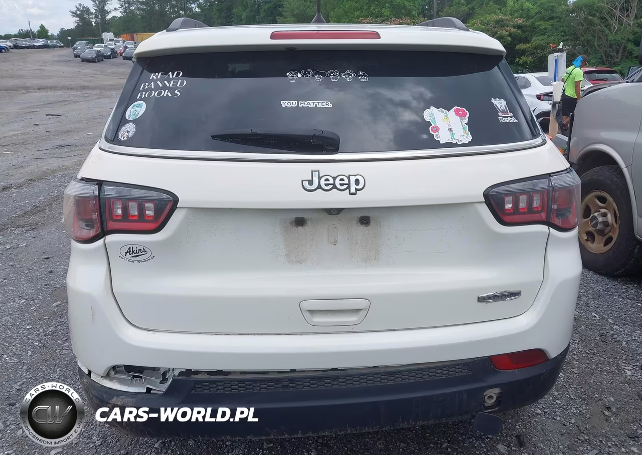 2018 Jeep Compass Sun And Wheel Fwd VIN:3C4NJCBB7JT468850 - 16
