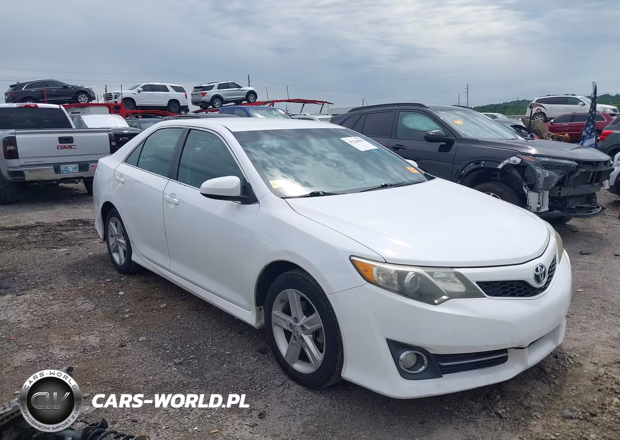 2014 Toyota Camry Se VIN:4T1BF1FK2EU302844 - 13