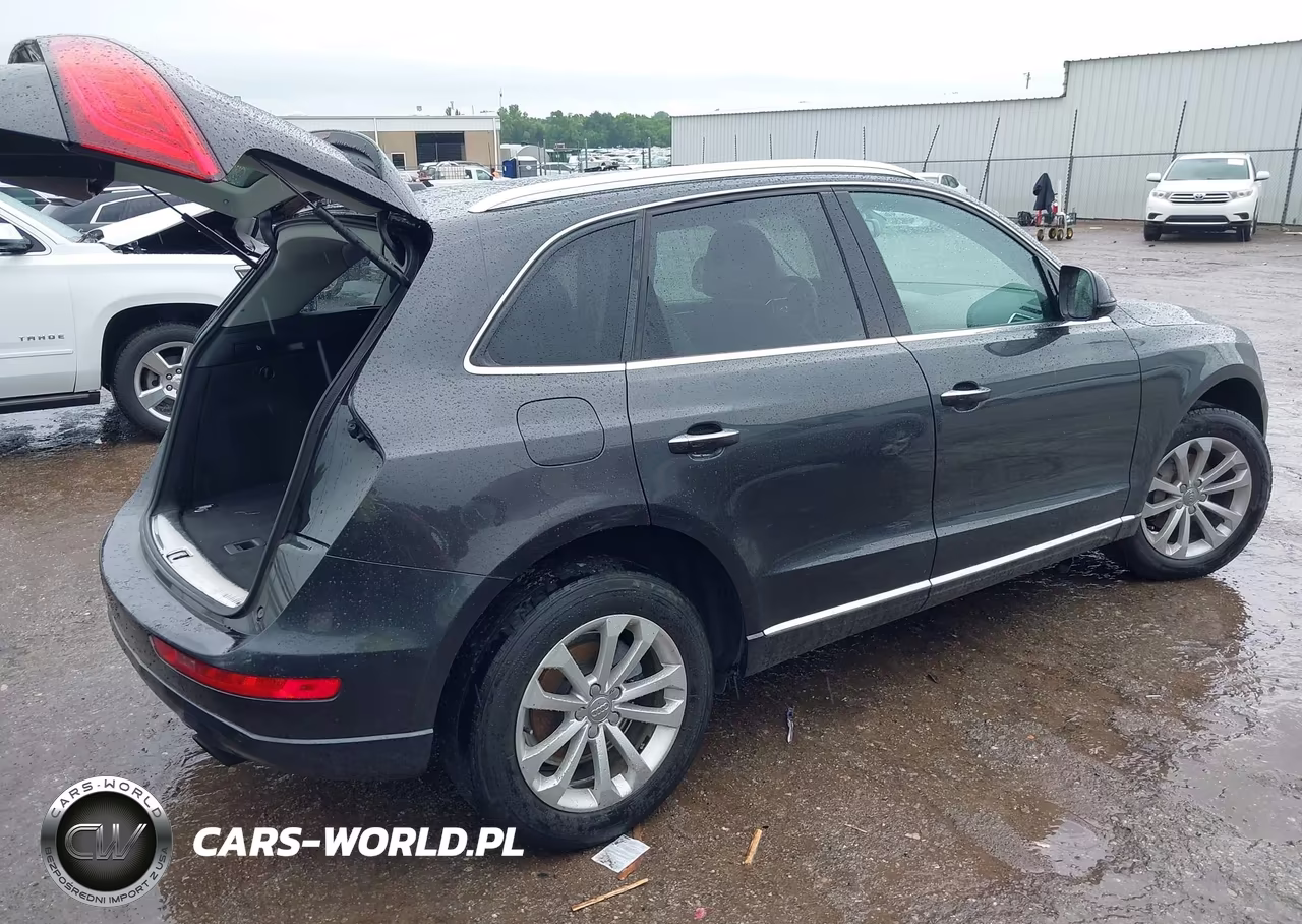 2015 Audi Q5 2.0T Premium VIN:WA1LFAFP8FA130837 - 4