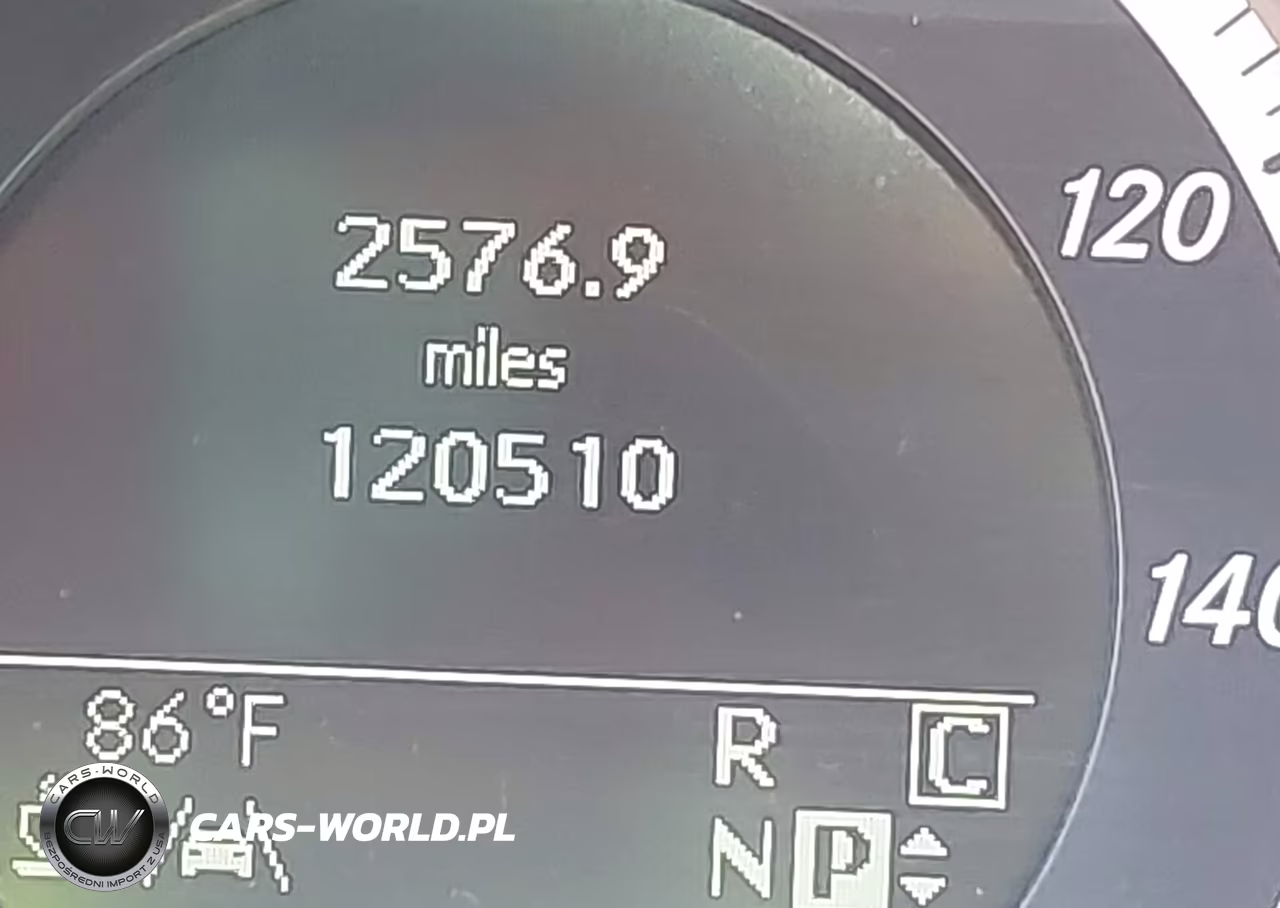 2010 Mercedes-Benz E 550 VIN:WDDHF7CB8AA027049 - 15