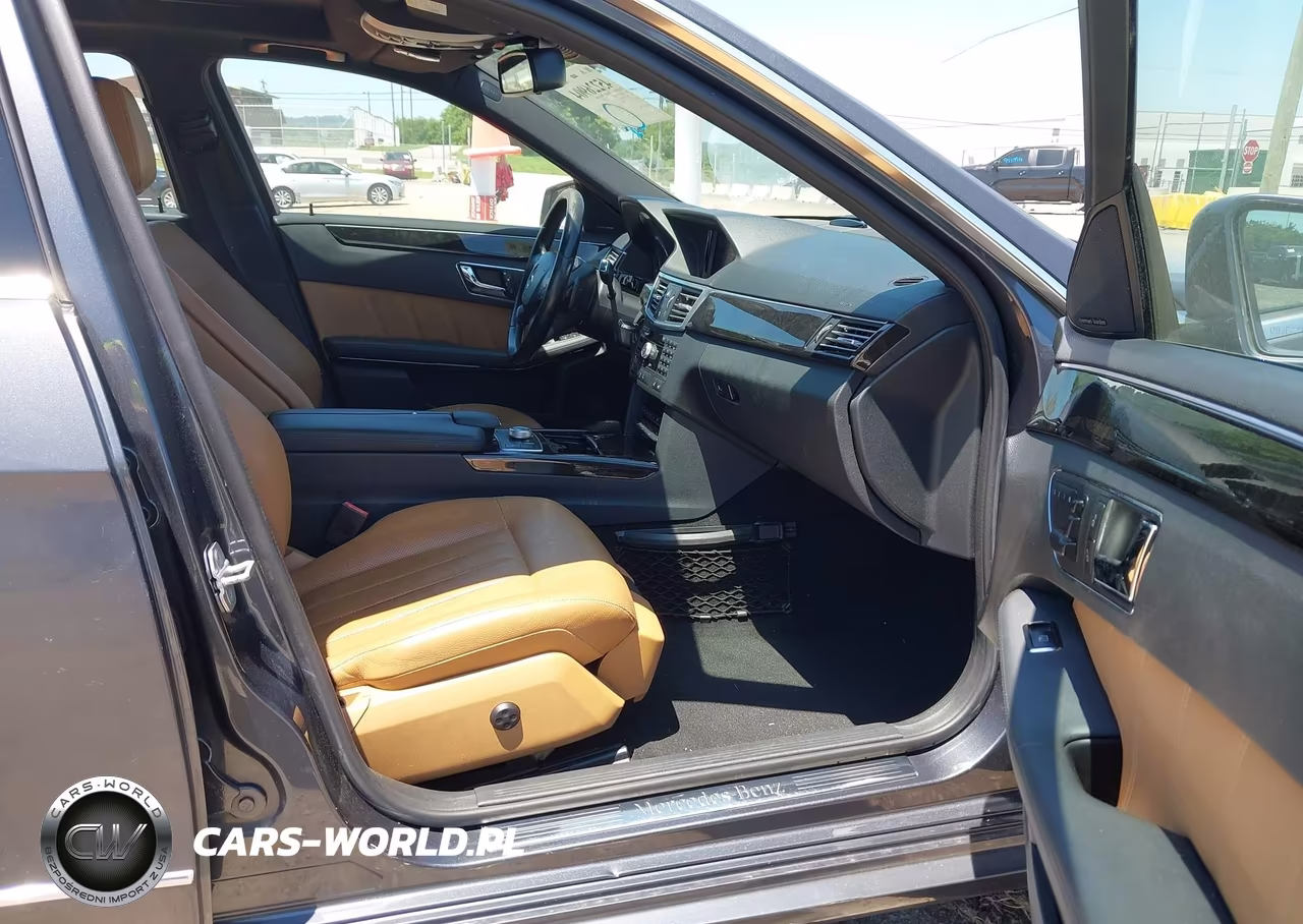 2010 Mercedes-Benz E 550 VIN:WDDHF7CB8AA027049 - 5