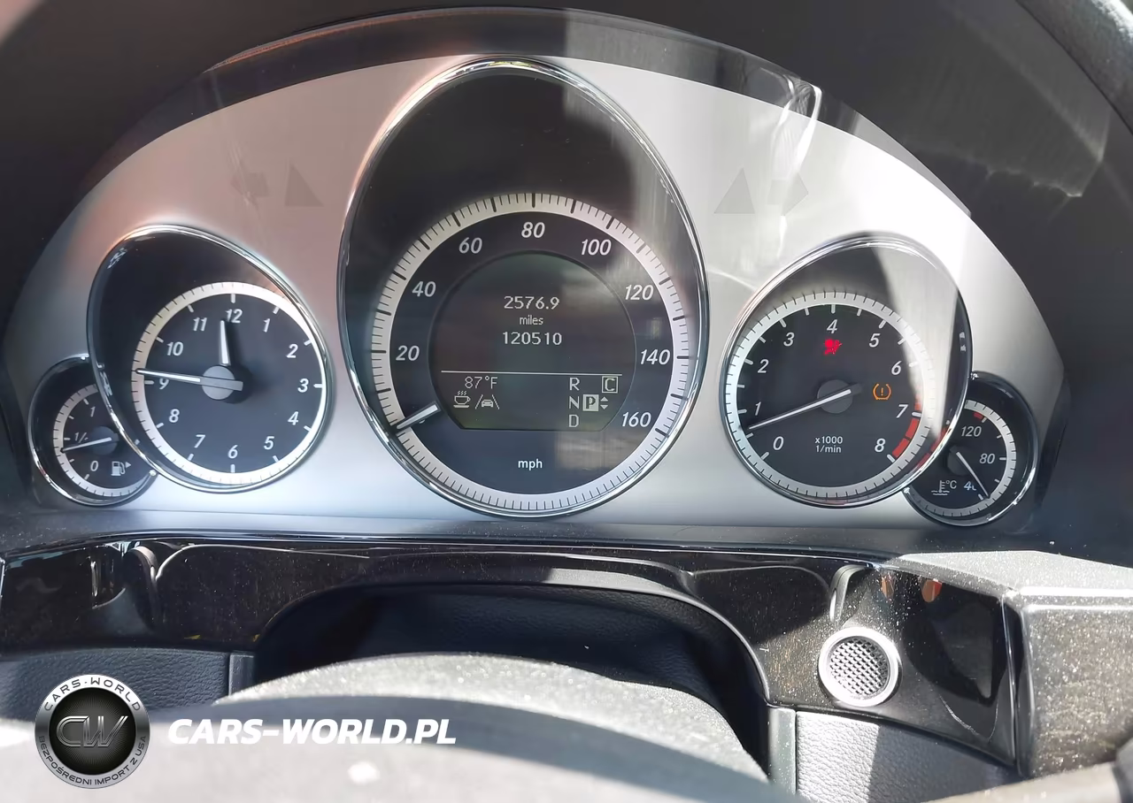 2010 Mercedes-Benz E 550 VIN:WDDHF7CB8AA027049 - 7