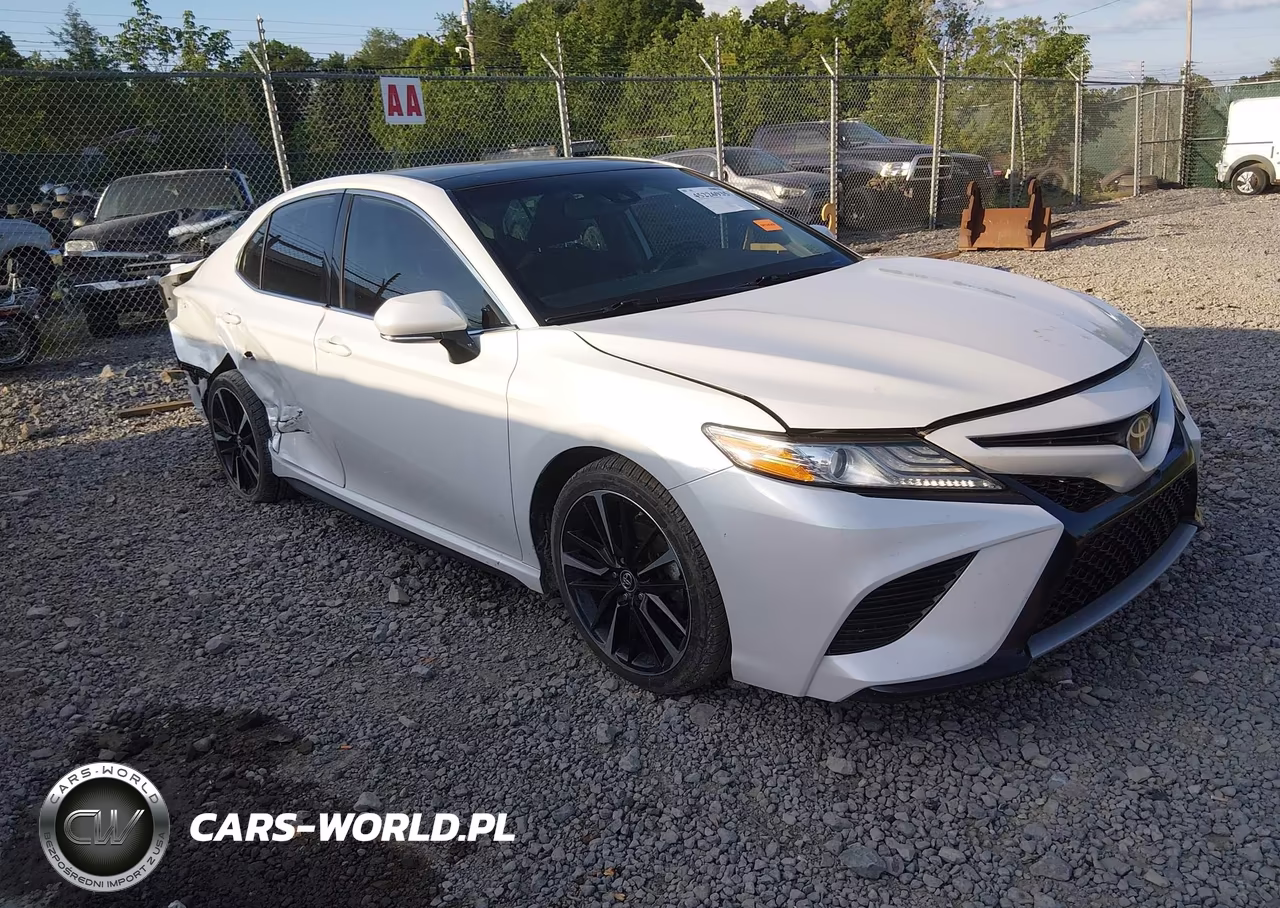 2019 Toyota Camry Xse – zdjęcie 1 z 18