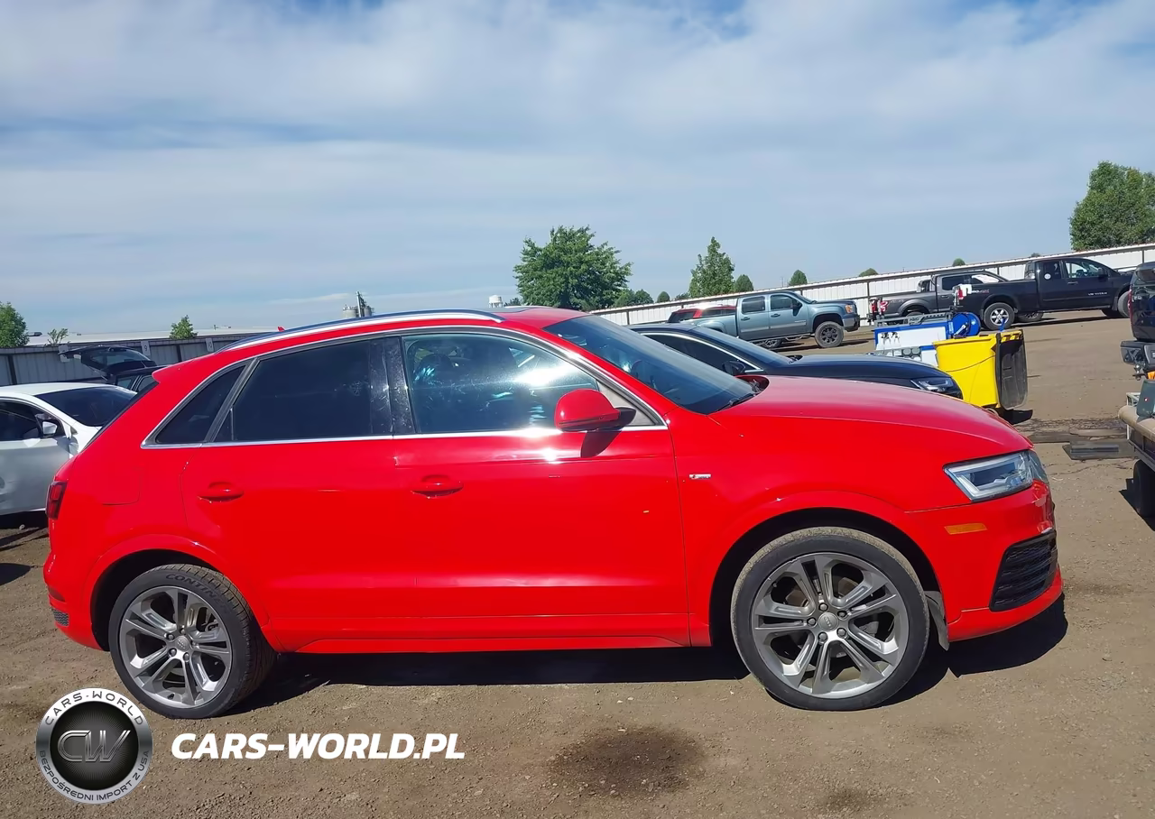 2016 Audi Q3 2.0T Premium Plus VIN:WA1GFCFSXGR009165 - 13