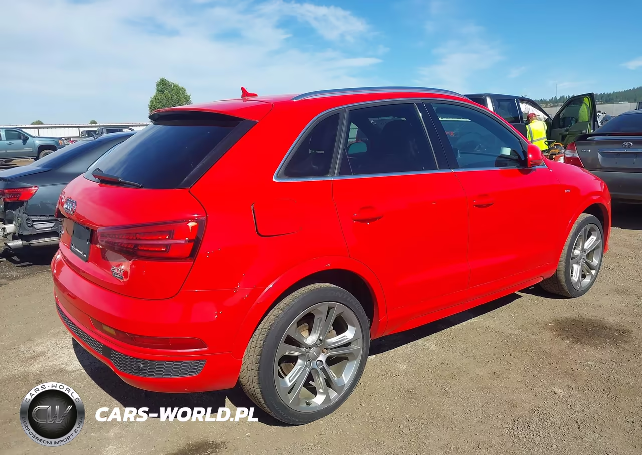 2016 Audi Q3 2.0T Premium Plus VIN:WA1GFCFSXGR009165 - 4