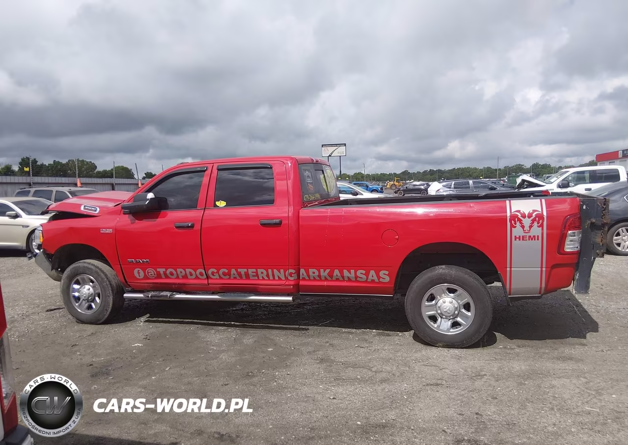 2019 Ram 3500 Tradesman 4X4 8' Box VIN:3C63R3GJ4KG709443 - 17
