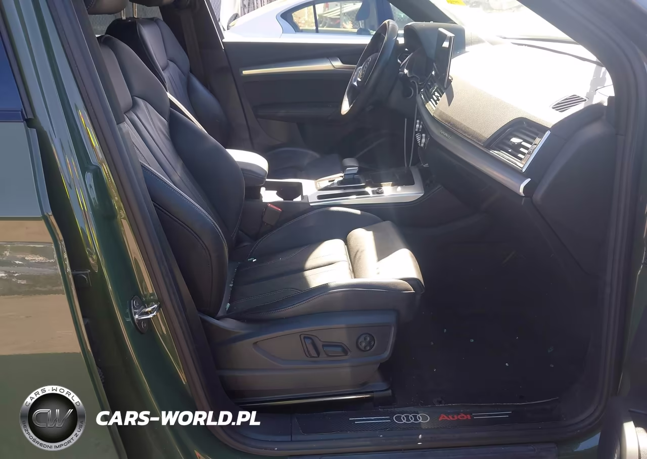 2024 Audi Q5 Sportback Premium Plus 45 Tfsi S Line Quattro S Tronic VIN:WA15AAFYXR2019172 - 5