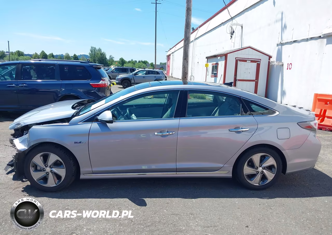 2016 Hyundai Sonata Hybrid Limited VIN:KMHE34L10GA008690 - 15