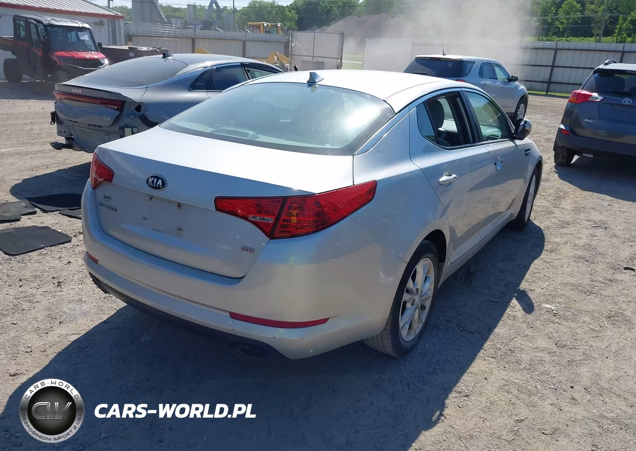 2013 Kia Optima Lx VIN:5XXGM4A75DG171661 - 4