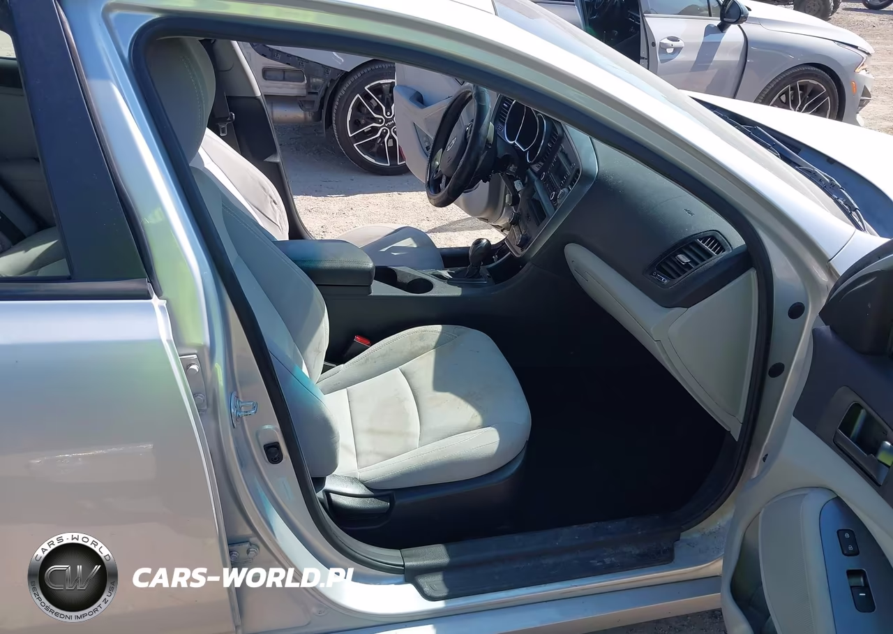 2013 Kia Optima Lx VIN:5XXGM4A75DG171661 - 5