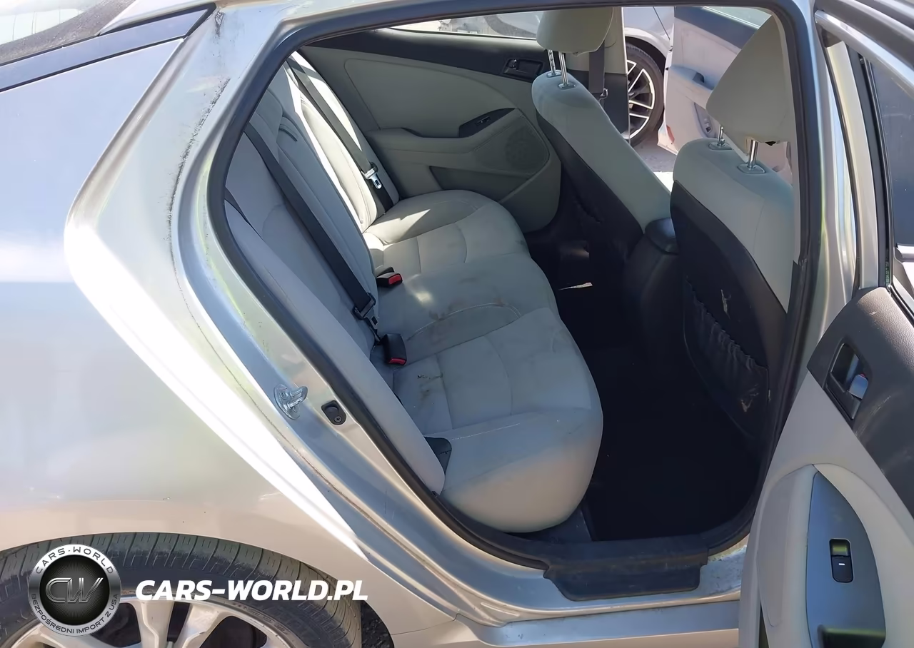 2013 Kia Optima Lx VIN:5XXGM4A75DG171661 - 8