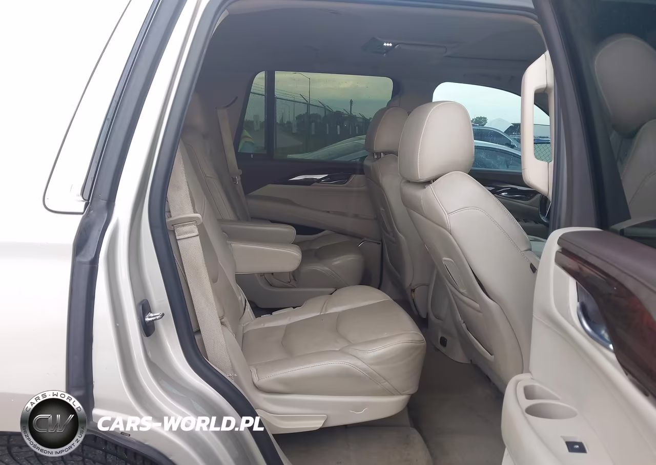 2015 Cadillac Escalade Luxury VIN:1GYS4BKJ6FR303197 - 8