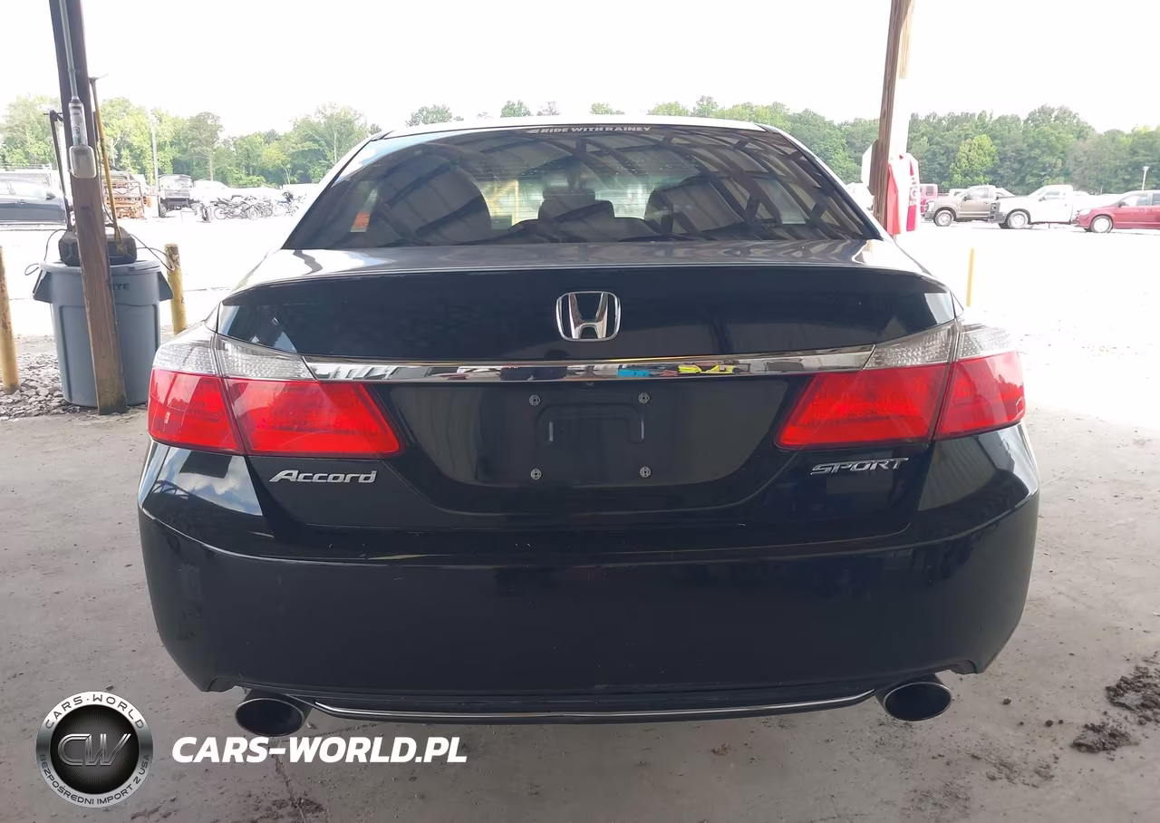 2015 Honda Accord Sport VIN:1HGCR2F51FA058379 - 16