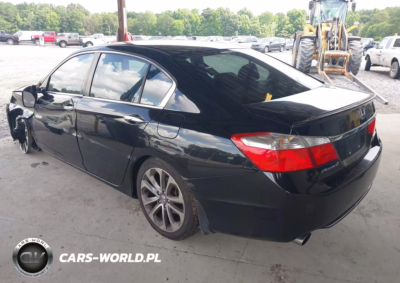 2015 Honda Accord Sport VIN:1HGCR2F51FA058379 - 3