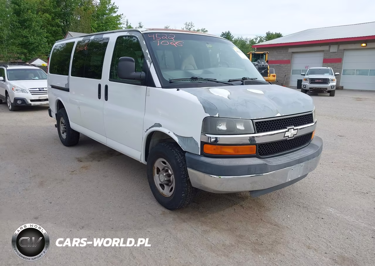 2009 Chevrolet Express 3500 Ls