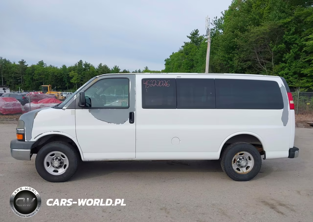 2009 Chevrolet Express 3500 Ls VIN:1GAHG35K491178021 - 12