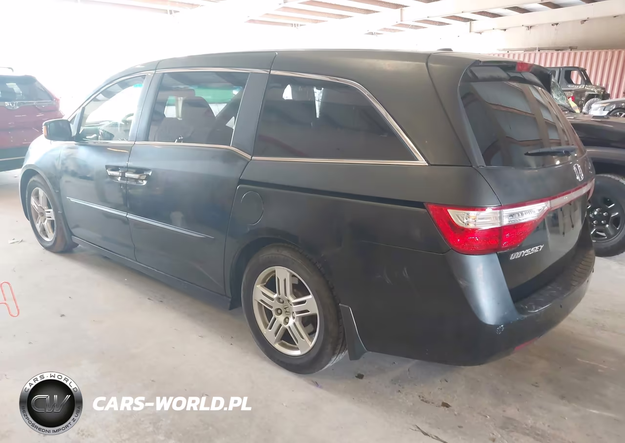2012 Honda Odyssey Touring-Touring Elite VIN:5FNRL5H9XCB064146 - 3