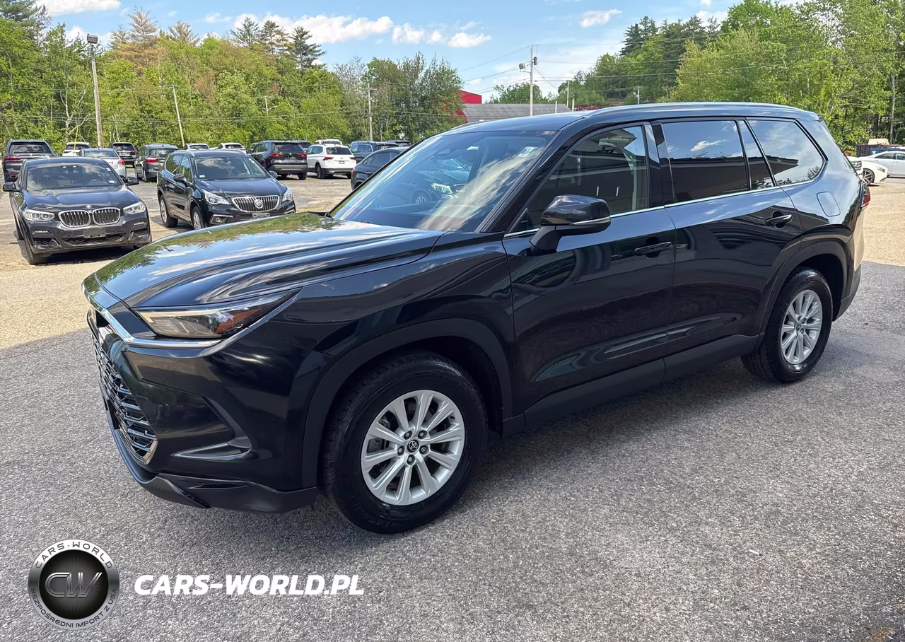 2024 Toyota Grand Highlander Xle VIN:5TDAAAB55RS007973 - 2