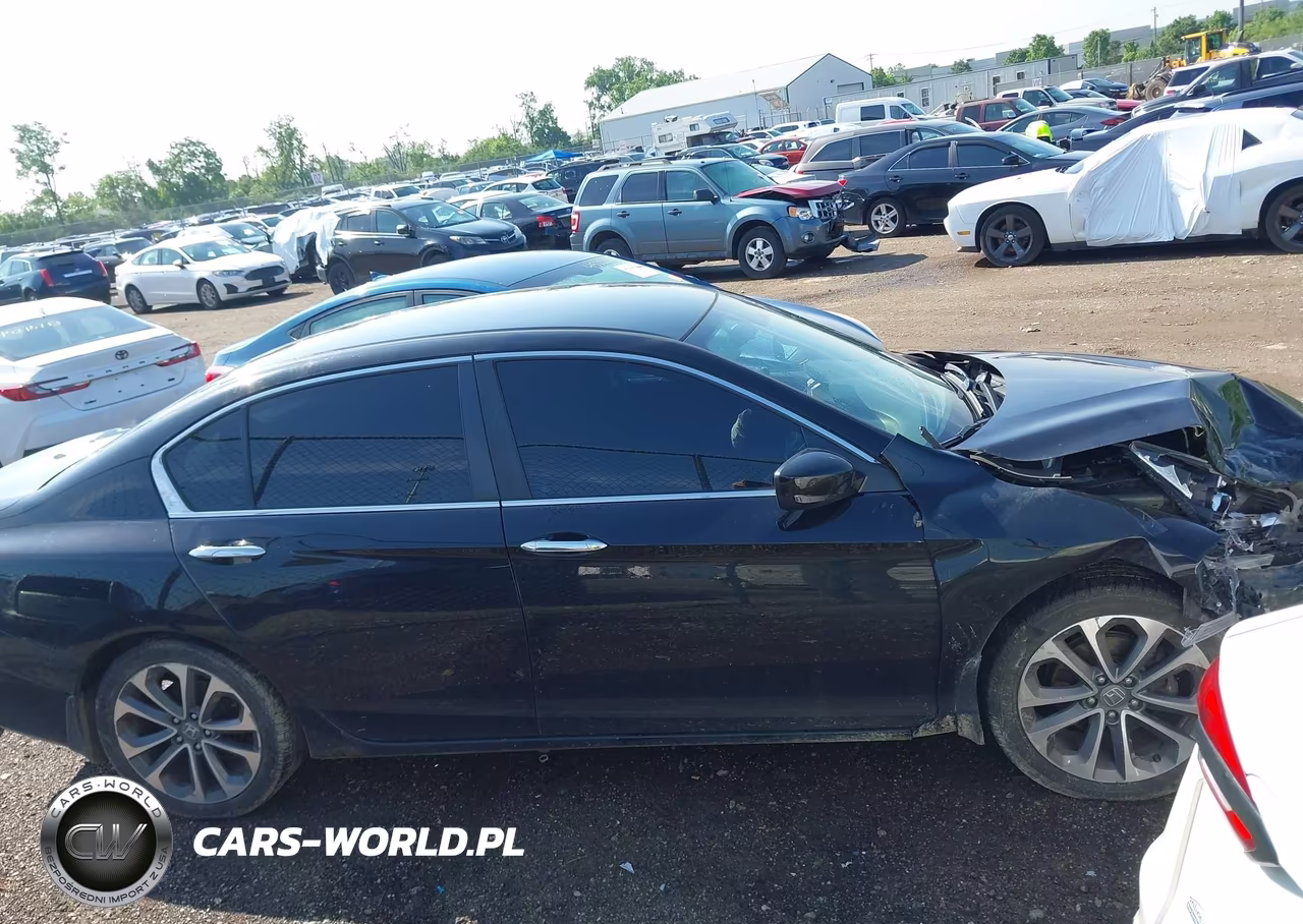 2015 Honda Accord Sport VIN:1HGCR2F52FA053062 - 14