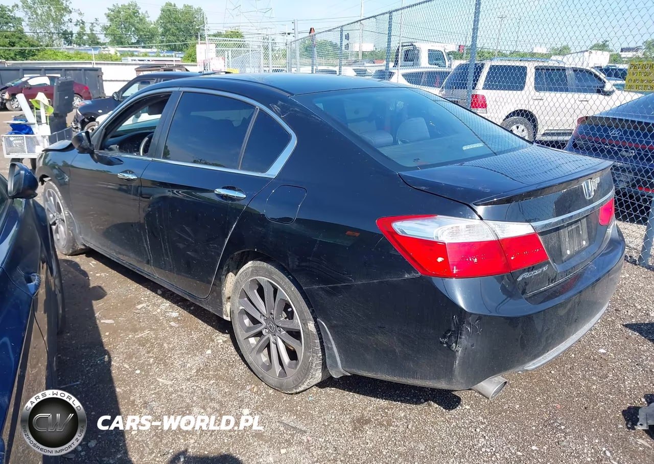 2015 Honda Accord Sport VIN:1HGCR2F52FA053062 - 3