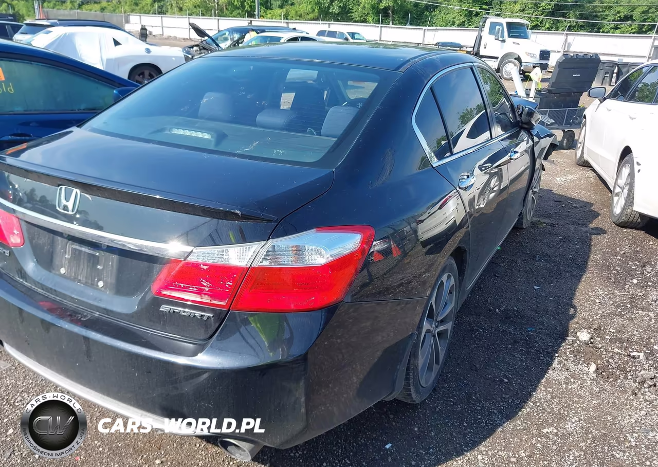 2015 Honda Accord Sport VIN:1HGCR2F52FA053062 - 4