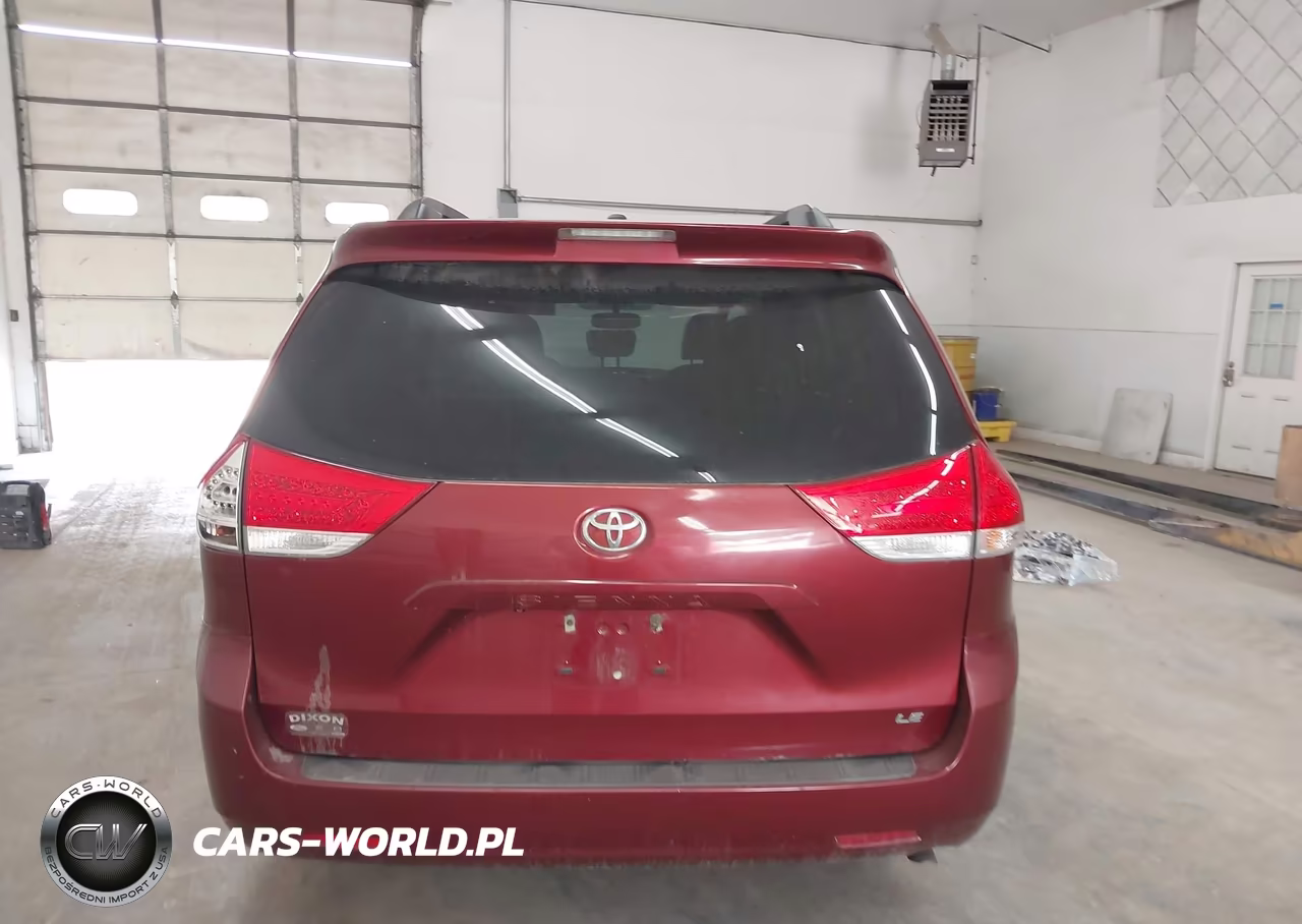2012 Toyota Sienna Le V6 8 Passenger VIN:5TDKK3DC8CS204796 - 16