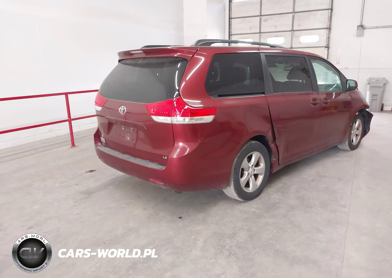 2012 Toyota Sienna Le V6 8 Passenger VIN:5TDKK3DC8CS204796 - 4