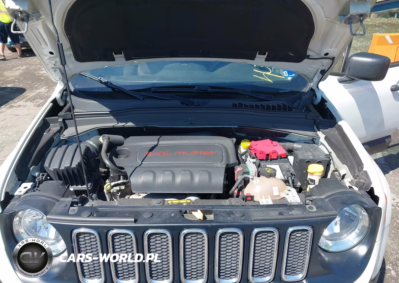 2018 Jeep Renegade Sport 4X4 VIN:ZACCJBAB8JPJ50548 - 10