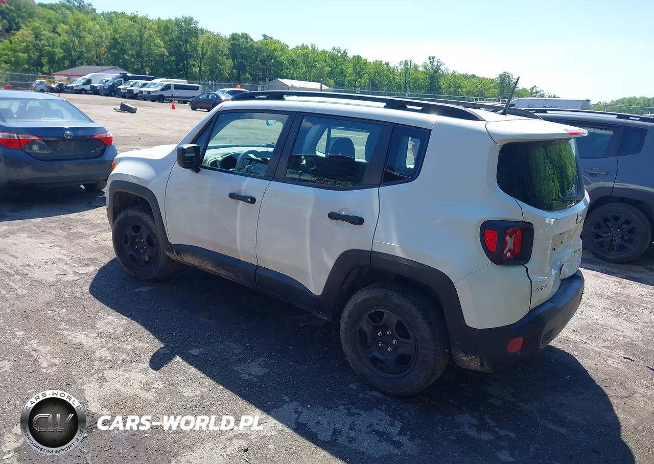 2018 Jeep Renegade Sport 4X4 VIN:ZACCJBAB8JPJ50548 - 3