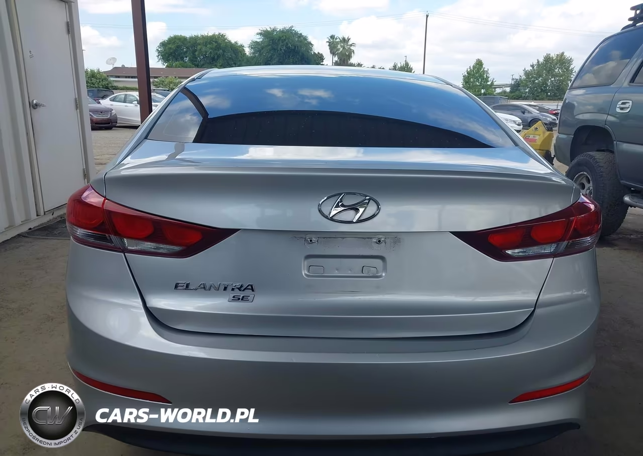 2018 Hyundai Elantra Se VIN:5NPD74LF8JH328260 - 16