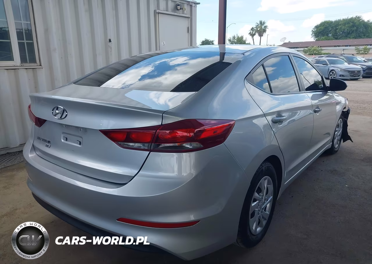 2018 Hyundai Elantra Se VIN:5NPD74LF8JH328260 - 4