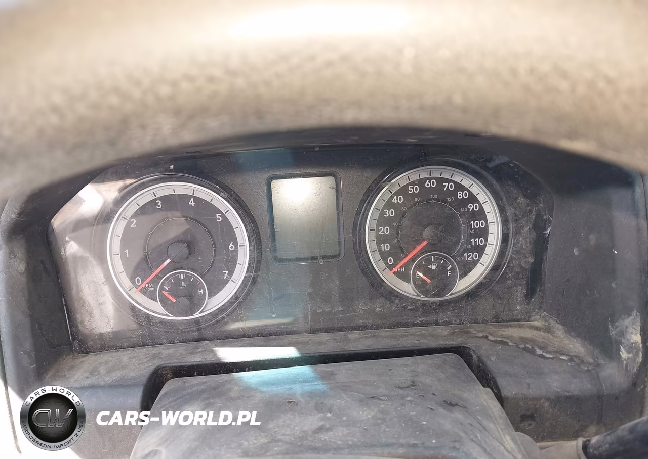 2018 Ram 3500 Chassis Tradesman-Slt VIN:3C7WRTAJ6JG376615 - 5