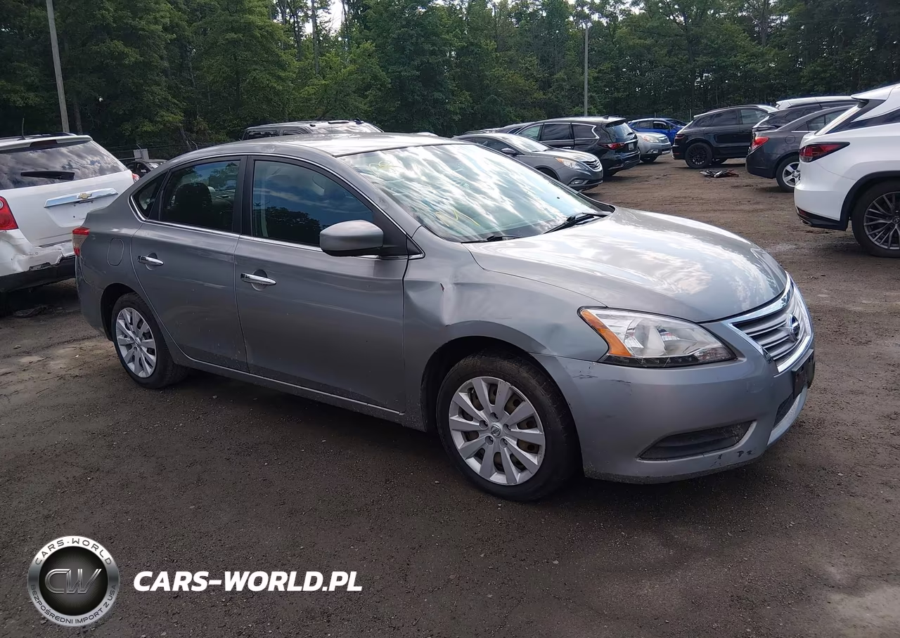2013 Nissan Sentra S – zdjęcie 1 z 12