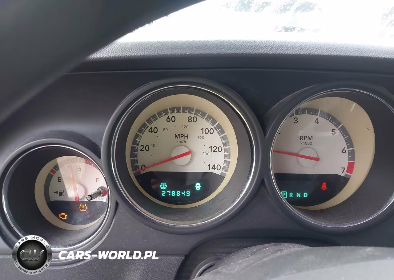 2010 Dodge Challenger Se VIN:2B3CJ4DVXAH323655 - 7