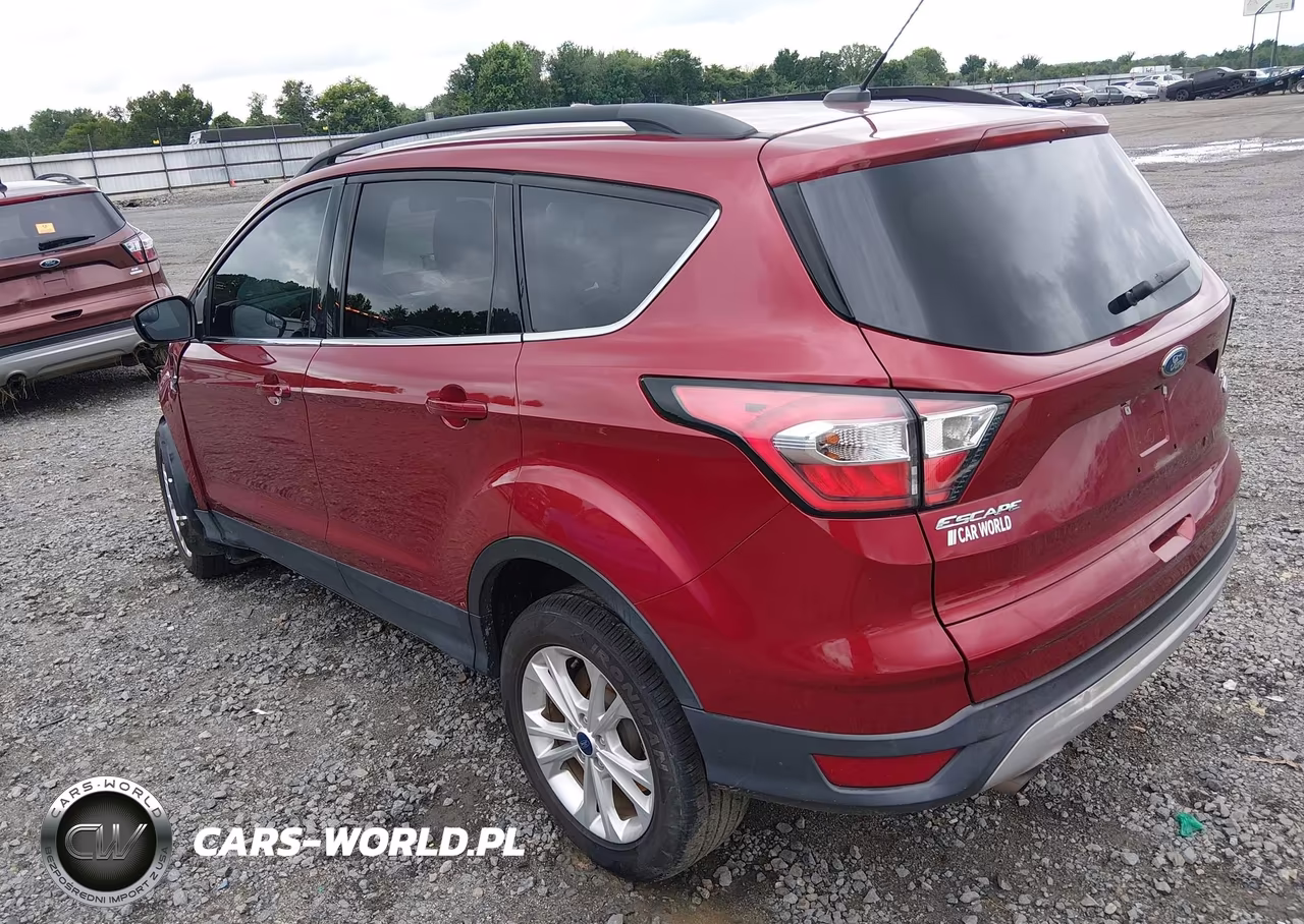 2018 Ford Escape Se VIN:1FMCU0GD8JUD26225 - 3