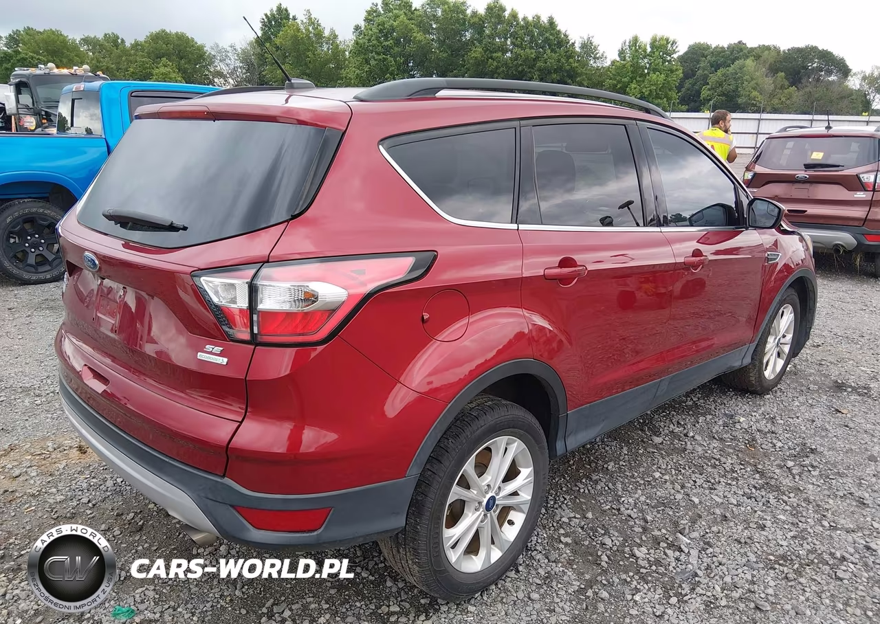 2018 Ford Escape Se VIN:1FMCU0GD8JUD26225 - 4
